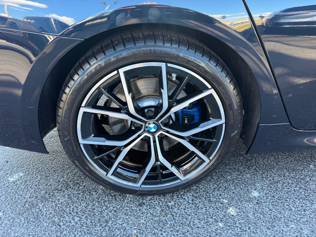 2023 BMW 5 Series 530i xDrive - 22984756 - 38