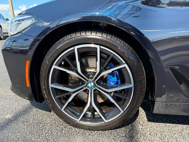 2023 BMW 5 Series 530i xDrive - 22984756 - 40