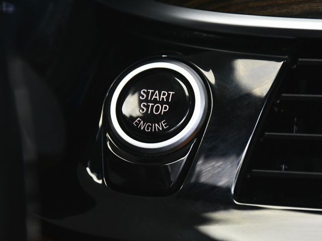 2023 BMW 5 Series 540i xDrive - 22925697 - 30