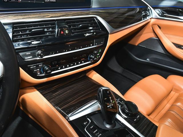 2023 BMW 5 Series 540i xDrive - 22925697 - 58