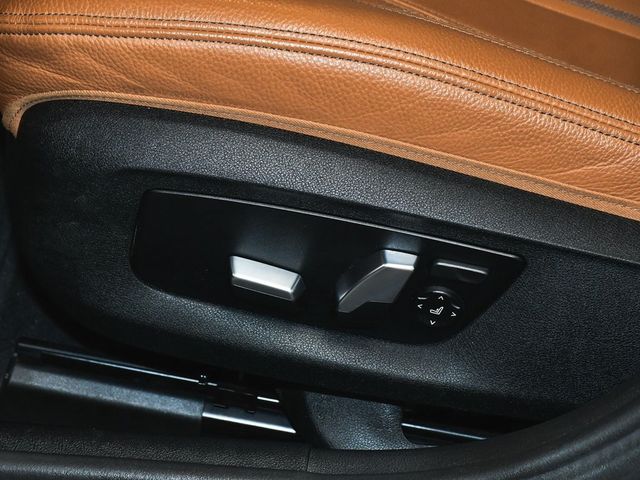 2023 BMW 5 Series 540i xDrive - 22925697 - 65