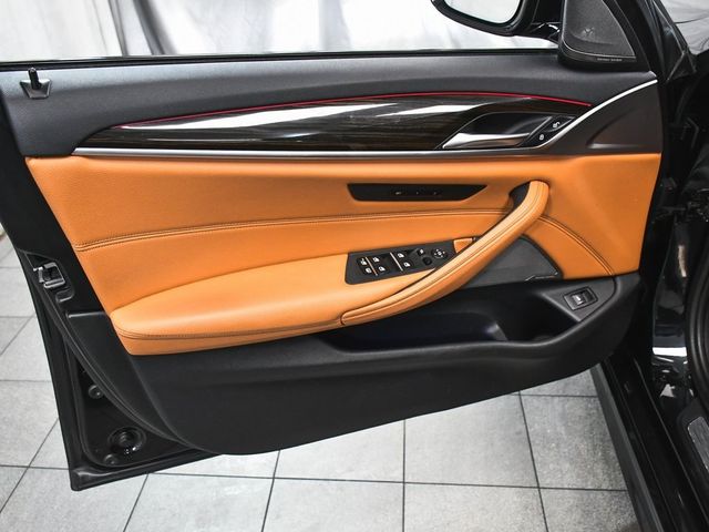 2023 BMW 5 Series 540i xDrive - 22925697 - 8