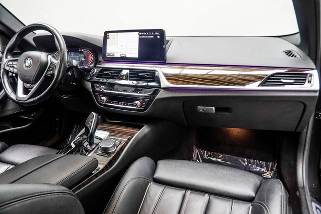 2023 BMW 5 Series 540i xDrive - 22975472 - 15