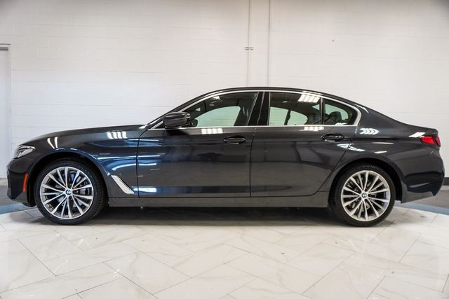 2023 BMW 5 Series 540i xDrive - 22979356 - 36