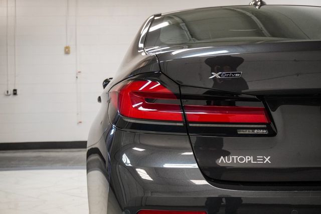 2023 BMW 5 Series 540i xDrive - 22979356 - 42
