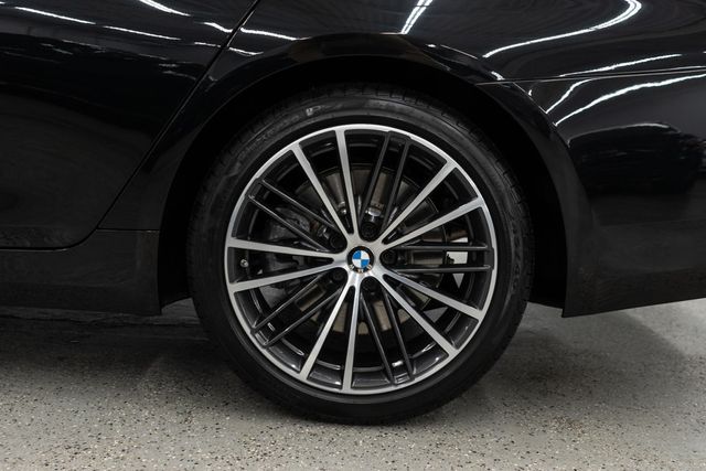 2023 BMW 5 Series 540i xDrive - 22994283 - 36