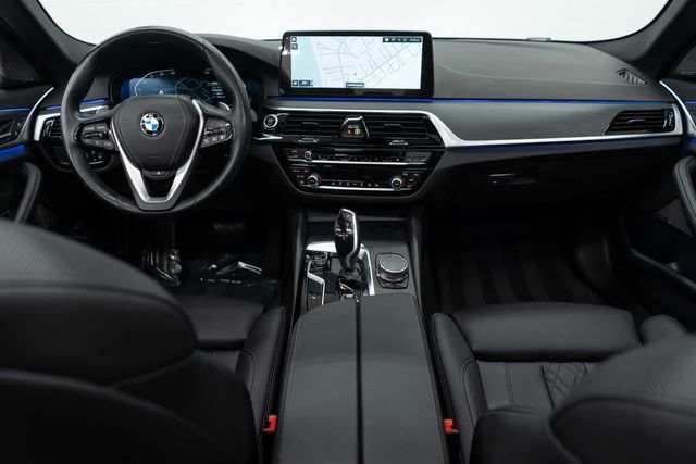 2023 BMW 5 Series 540i xDrive - 22994283 - 8
