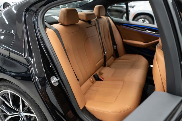 2023 BMW 5 Series 540i xDrive - 23069211 - 11