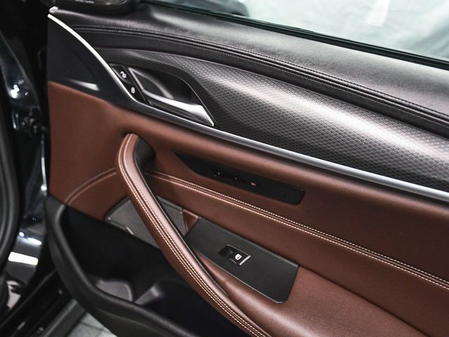 2023 BMW 5 Series M550i xDrive - 22986416 - 18