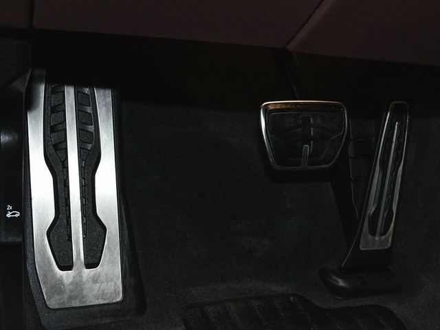 2023 BMW 5 Series M550i xDrive - 22986416 - 20