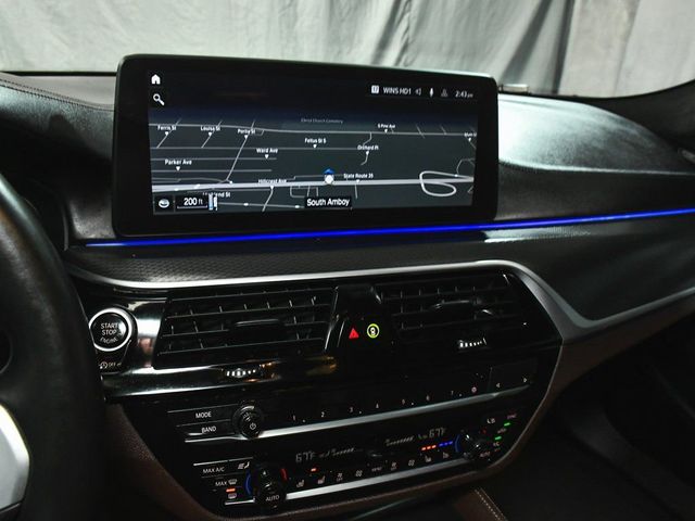 2023 BMW 5 Series M550i xDrive - 22986416 - 49