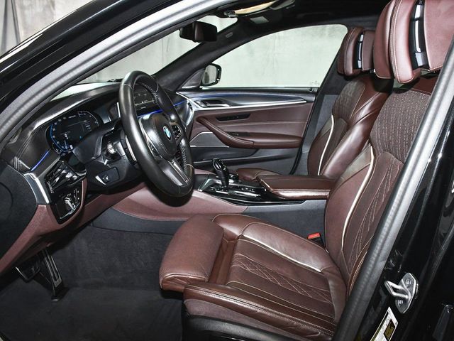 2023 BMW 5 Series M550i xDrive - 22986416 - 57