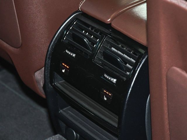 2023 BMW 5 Series M550i xDrive - 22986416 - 61