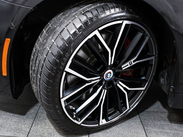 2023 BMW 5 Series M550i xDrive - 22986416 - 6