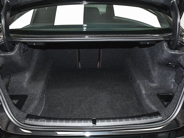 2023 BMW 5 Series M550i xDrive - 22986416 - 76