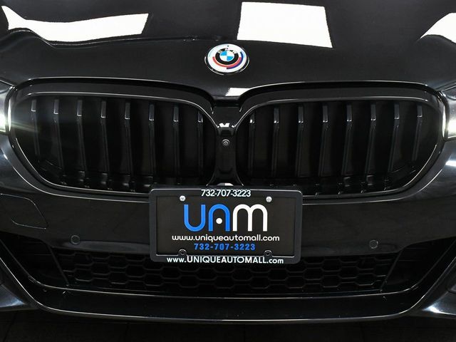 2023 BMW 5 Series M550i xDrive - 22986416 - 81