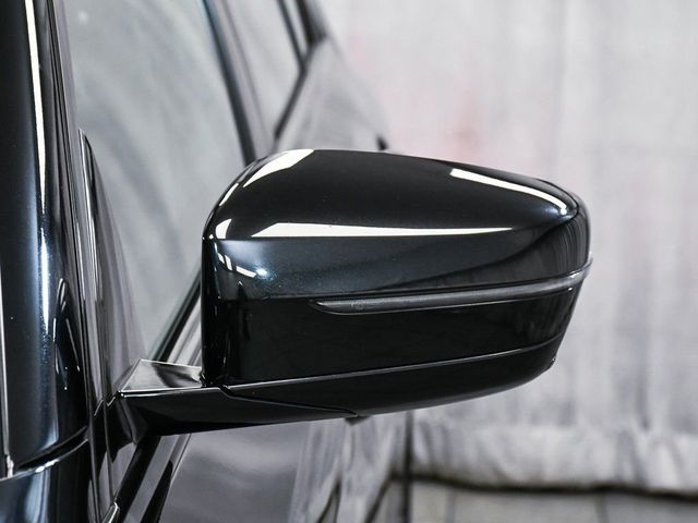 2023 BMW 5 Series M550i xDrive - 22986416 - 84