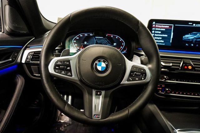 2023 BMW 5 Series M550i xDrive - 23020346 - 15