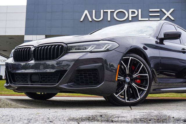 2023 BMW 5 Series M550i xDrive - 23020346 - 1