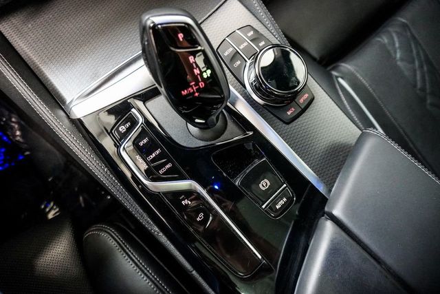 2023 BMW 5 Series M550i xDrive - 23020346 - 29