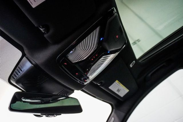 2023 BMW 5 Series M550i xDrive - 23020346 - 30