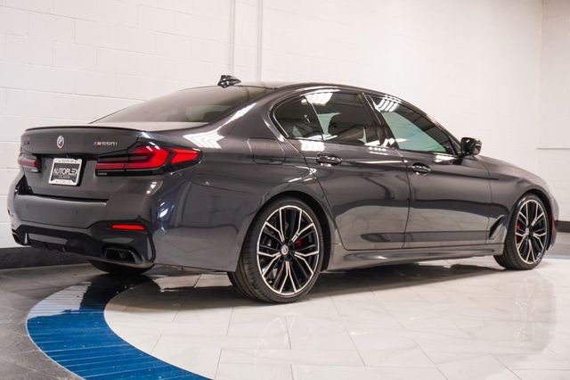 2023 BMW 5 Series M550i xDrive - 23020346 - 34