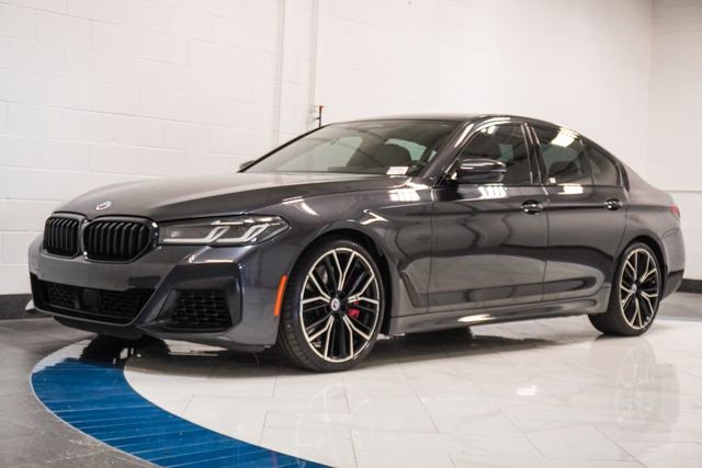 2023 BMW 5 Series M550i xDrive - 23020346 - 3