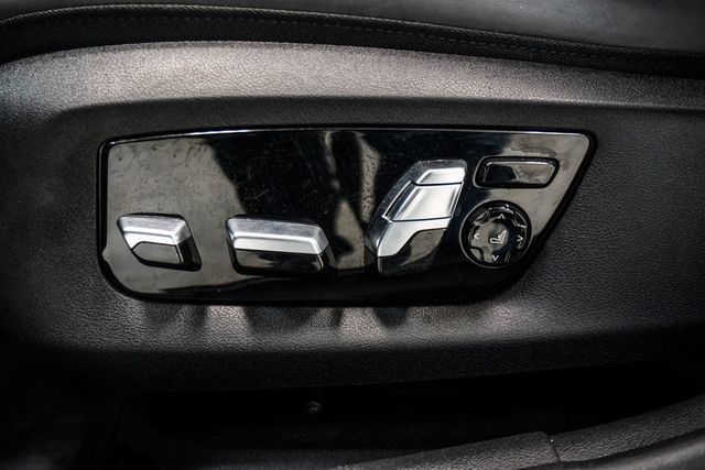 2023 BMW 5 Series M550i xDrive - 23020346 - 6