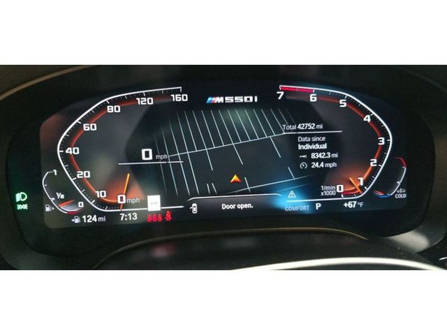 2023 BMW 5 Series M550i xDrive - 22993934 - 10