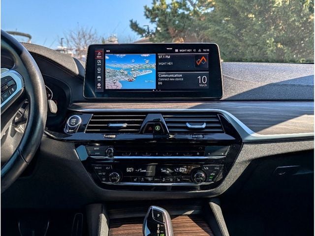 2023 BMW 5 Series M550i xDrive - 22993934 - 20