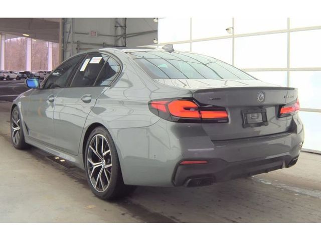 2023 BMW 5 Series M550i xDrive - 22993934 - 3