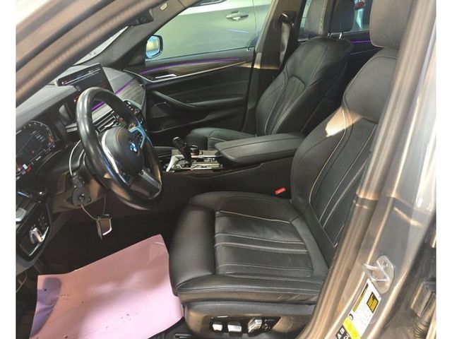 2023 BMW 5 Series M550i xDrive - 22993934 - 6