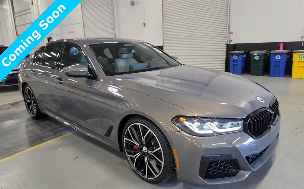 2023 BMW 5 Series M550i xDrive - 22748699 - 0