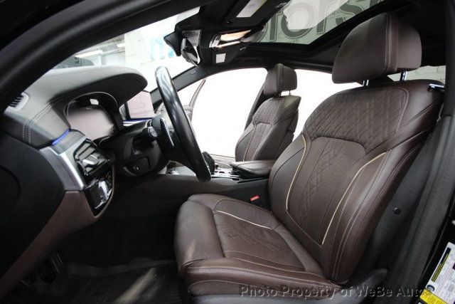 2023 BMW 5 Series M550i xDrive - 23009903 - 17