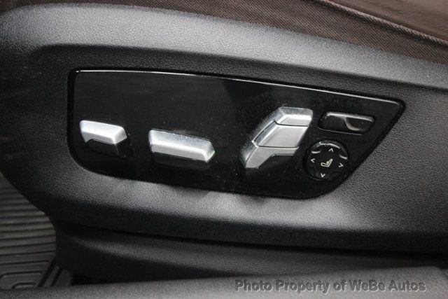 2023 BMW 5 Series M550i xDrive - 23009903 - 21