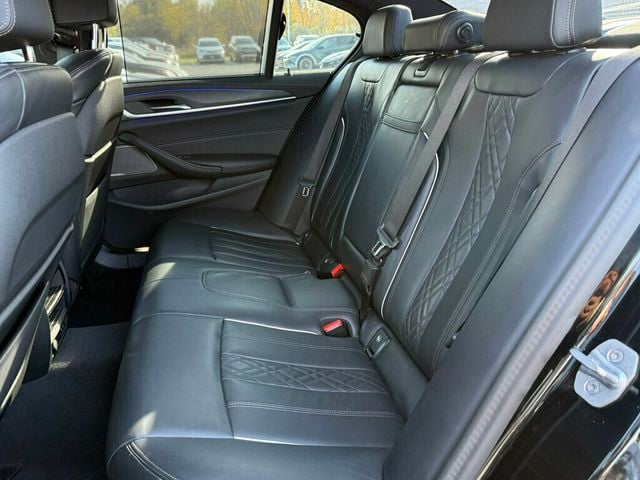 2023 BMW 5 Series M550i xDrive - 23099648 - 18