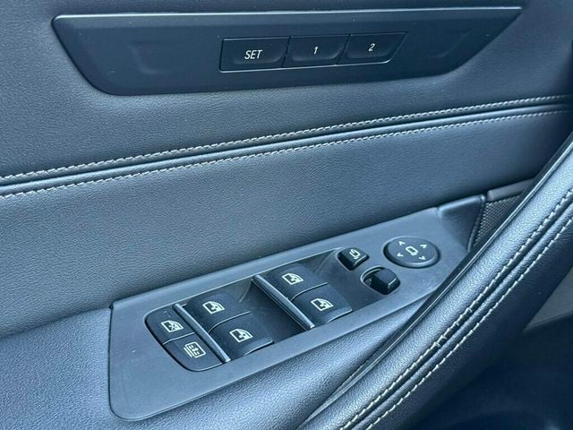 2023 BMW 5 Series M550i xDrive - 23099648 - 31