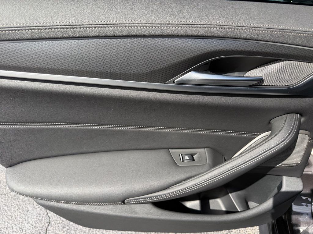 2023 BMW 5 Series **M550I XDRIVE**DRVNG ASSIST PRO*PARK ASSIST PKG*HUD** - 23062412 - 24