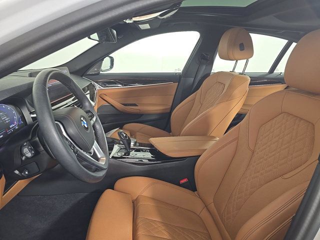 2023 BMW 5 Series MSRP$63535/PremiumPkg/HeadsUpDisplay/X-Drive/HeatedSeats/NAV - 23081950 - 5
