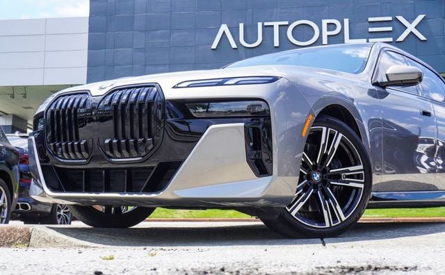 2023 BMW 7 Series 740i - 23064573 - 1