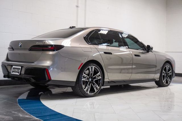2023 BMW 7 Series 740i - 23064573 - 29