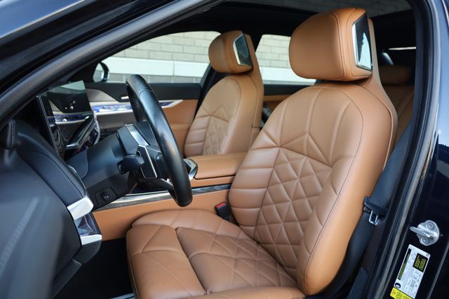 2023 BMW 7 Series 740i - 23002215 - 13