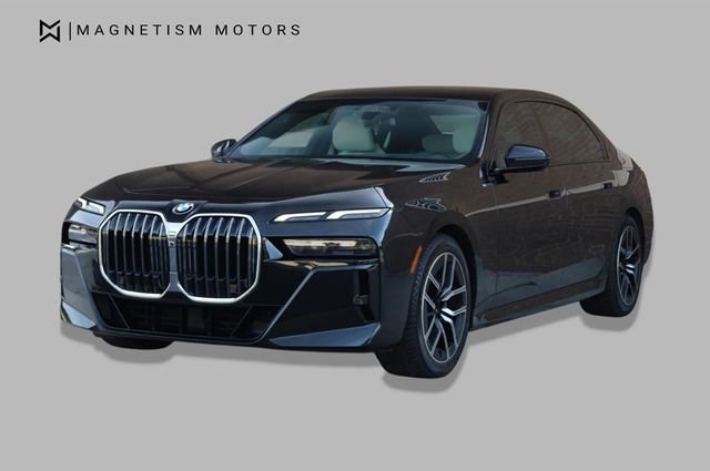 2023 BMW 7 Series 740i - 23034642 - 3