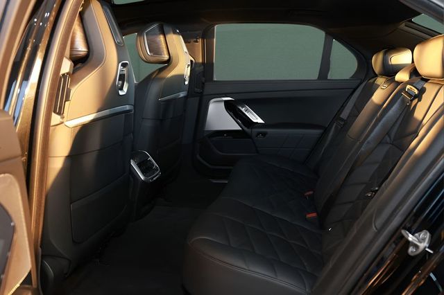 2023 BMW 7 Series 740i - 22999850 - 9