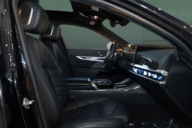 2023 BMW 7 Series 740i - 22999850 - 11