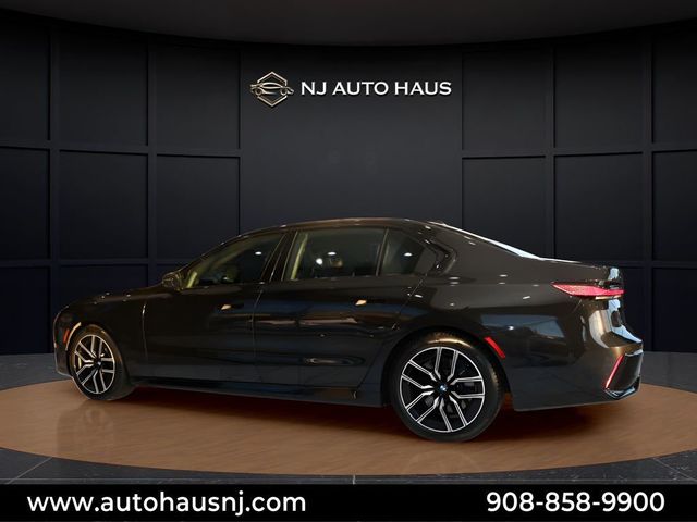 2023 BMW 7 Series 740i - 22999850 - 3