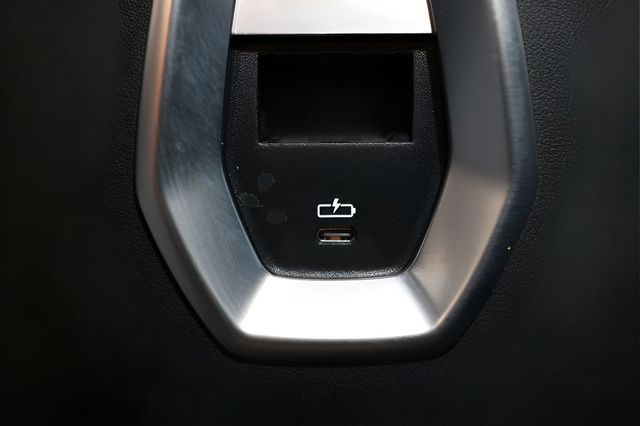 2023 BMW 7 Series 740i - 22999850 - 40