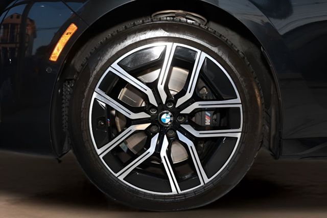 2023 BMW 7 Series 740i - 22999850 - 42