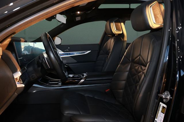 2023 BMW 7 Series 740i - 22999850 - 8