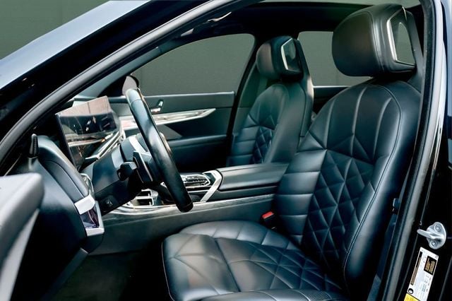 2023 BMW 7 Series 740i - 23009376 - 1